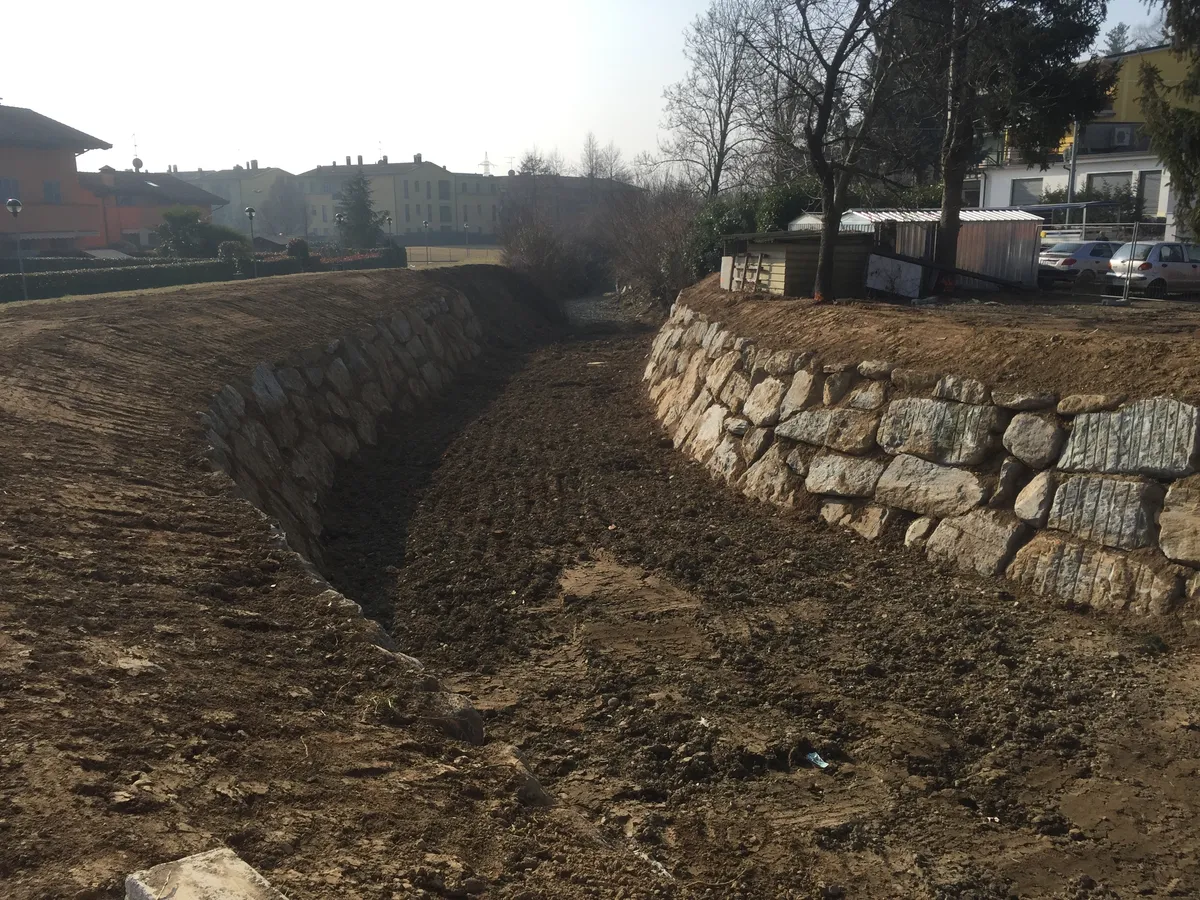 Riqualificazione della Roggia Vecchia – Tratto a valle del ponte di via Luini – Lotto 1 – Stralcio ponte” e “Riqualificazione della Roggia Vecchia - Tratto tra ponte di via Luini e ponte di via Caravaggio – Lotto 2 - Alveo